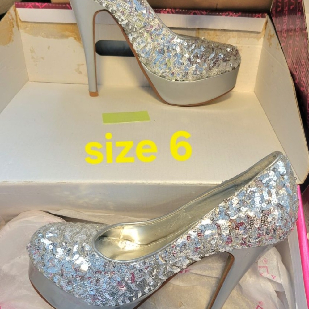 Glamorous Silver Platform Heels